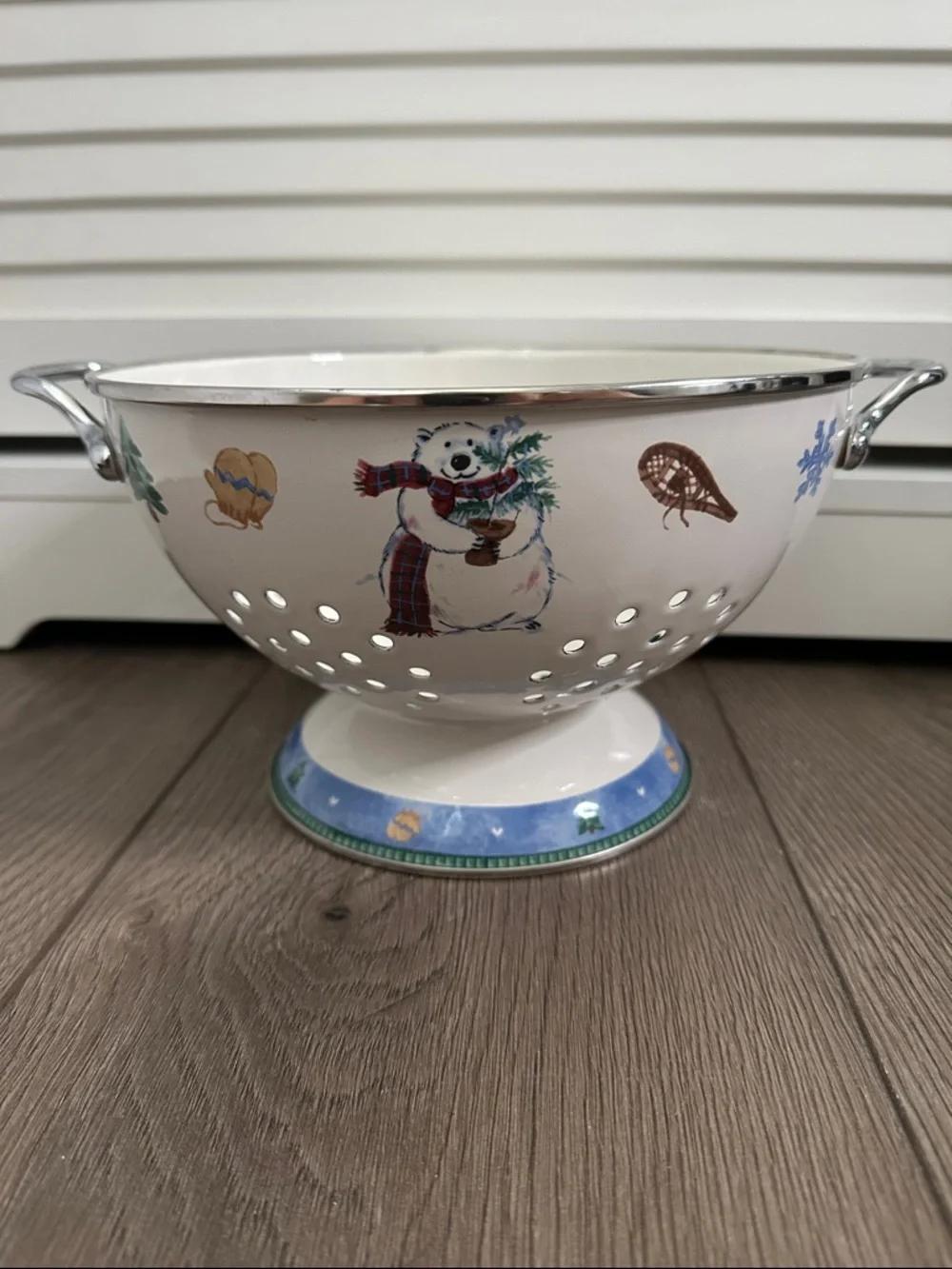 Pfaltzgraff Snow Bear Holiday Enameled Metal Colander 3 Quart‎